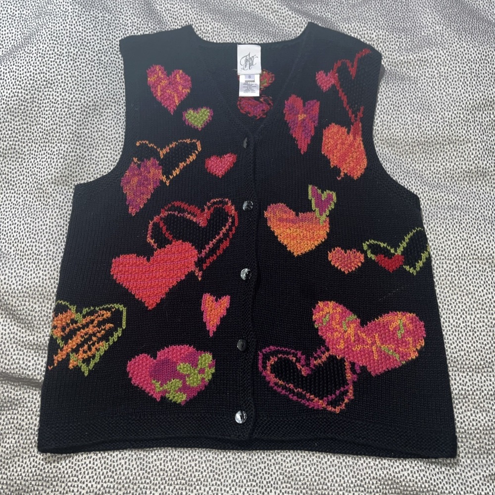 Vintage Fisher Hill Knit Sweater Vest Button Embroidered Hearts Size Small